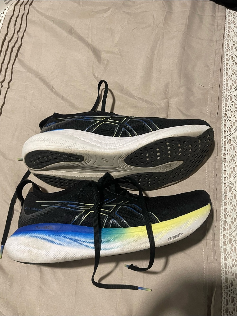ASICS Men’s Black Running Shoes with Blue-Green-Yellow Gradient